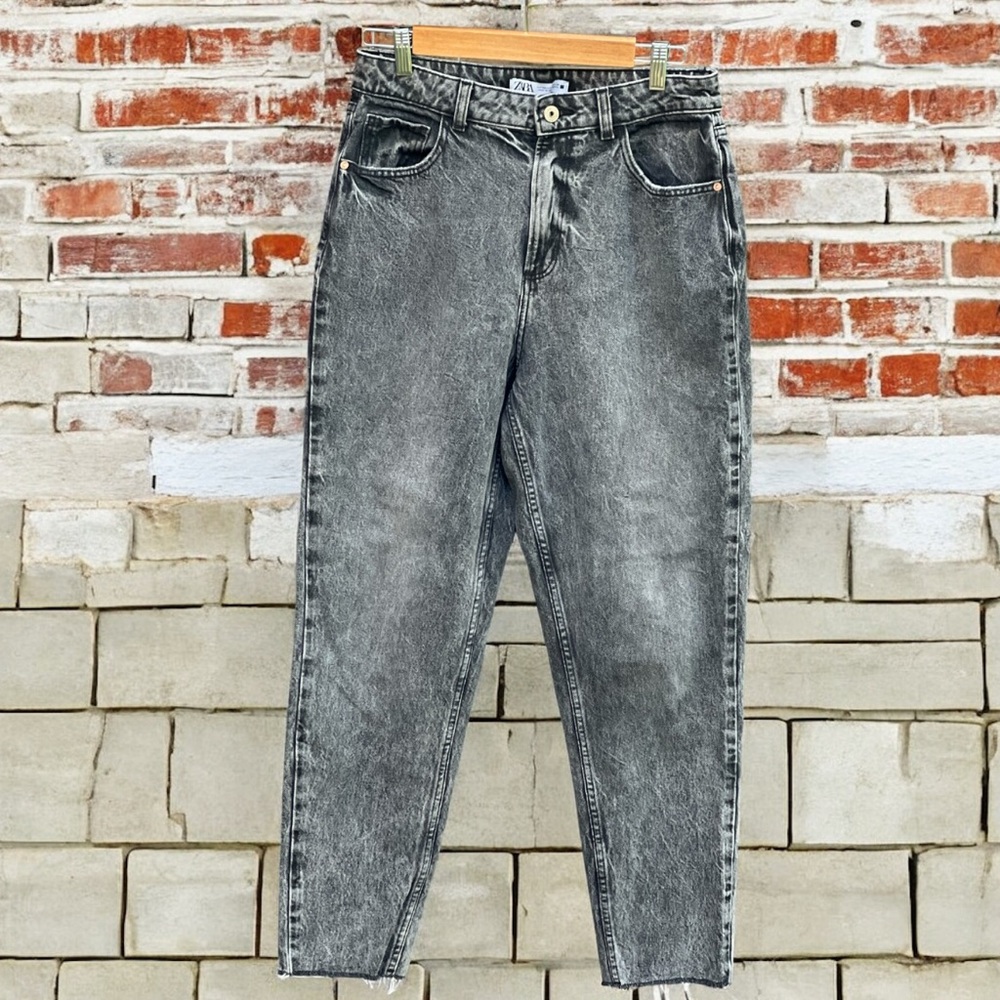 Zara high-waist mom fit jeans in a faded black or gray acid wash denim